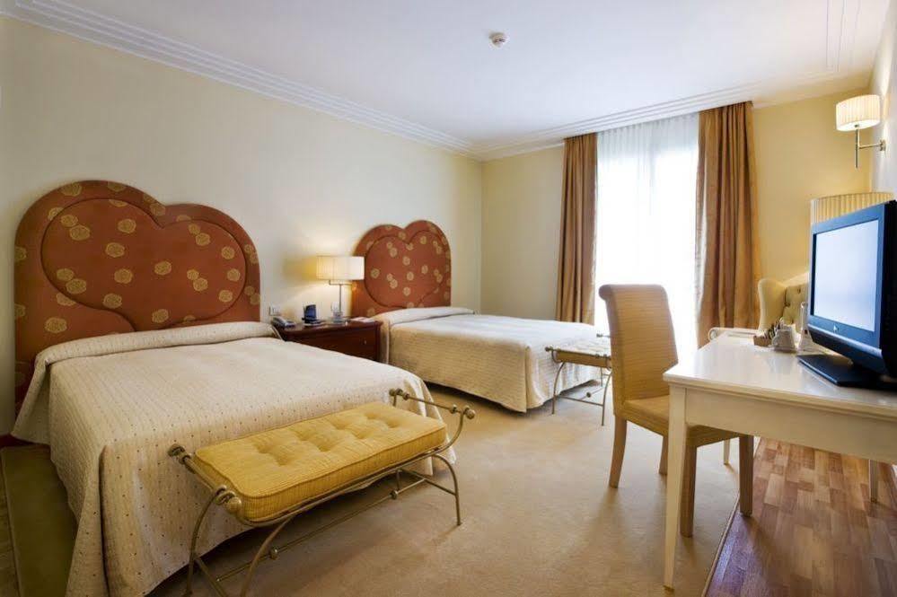 Rizzi Aquacharme Hotel&Spa Boario Terme Esterno foto