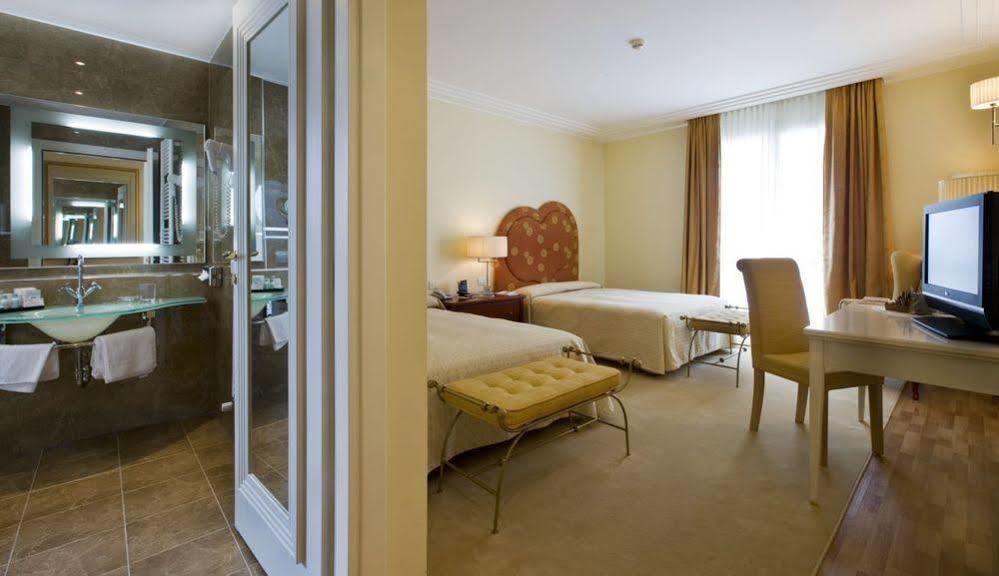 Rizzi Aquacharme Hotel&Spa Boario Terme Esterno foto